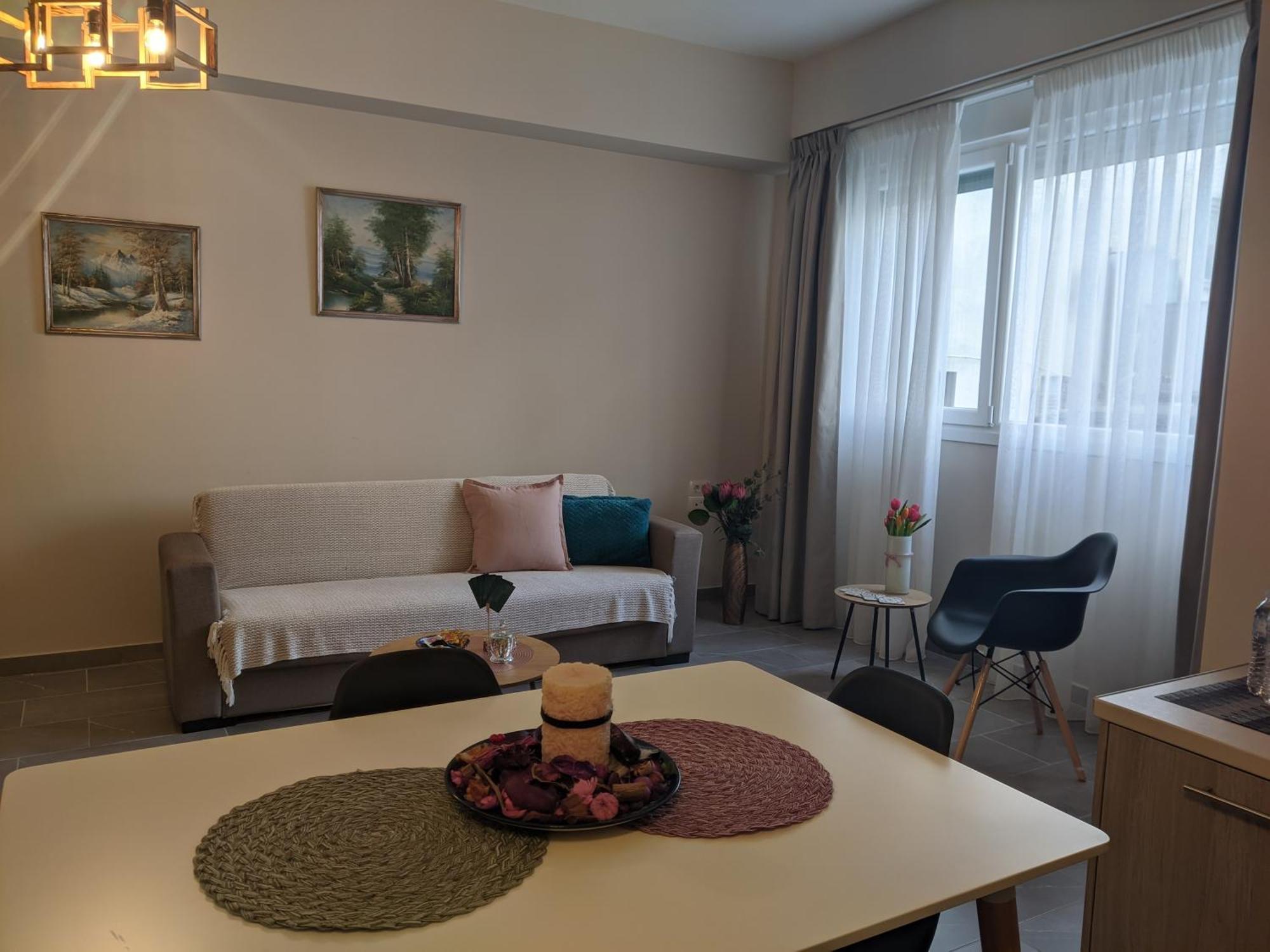Aristo Central Apartments Giannina Esterno foto